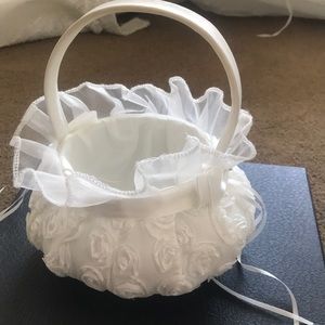 Flower girl basket